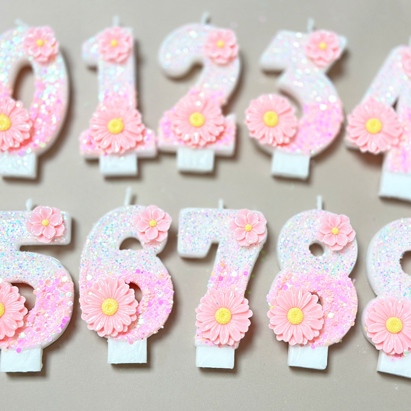 Creative pink flower birthday  - Candle Supplies Amazon 评论和价格